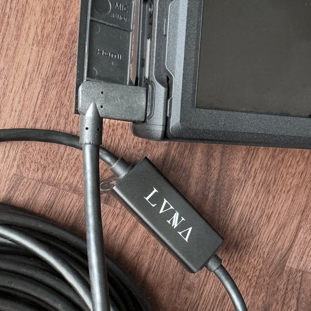 
                  
                    Load image into Gallery viewer, LVNA ZEPHYR Right Angle USB-C to USB-C Tether Cable - 10m / 32.8 ft
                  
                