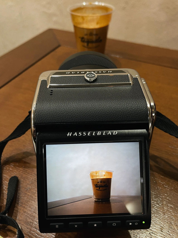 
                  
                    Load image into Gallery viewer, Hasselblad 907X &amp;amp; CFV 100C Camera
                  
                