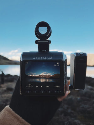 
                  
                    Load image into Gallery viewer, Hasselblad 907X &amp;amp; CFV 100C Camera
                  
                